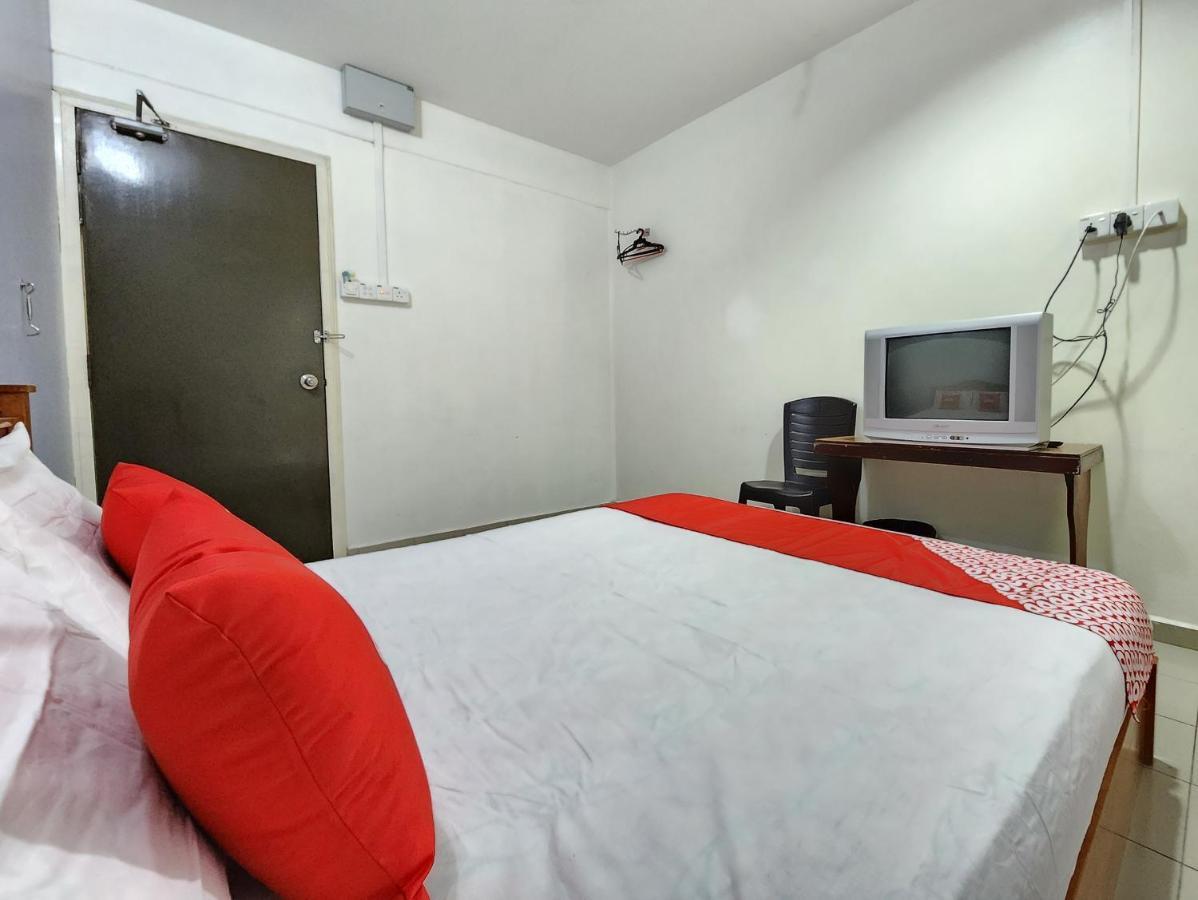 Oyo 90743 Hotel Ban Cheong Kangar Dış mekan fotoğraf