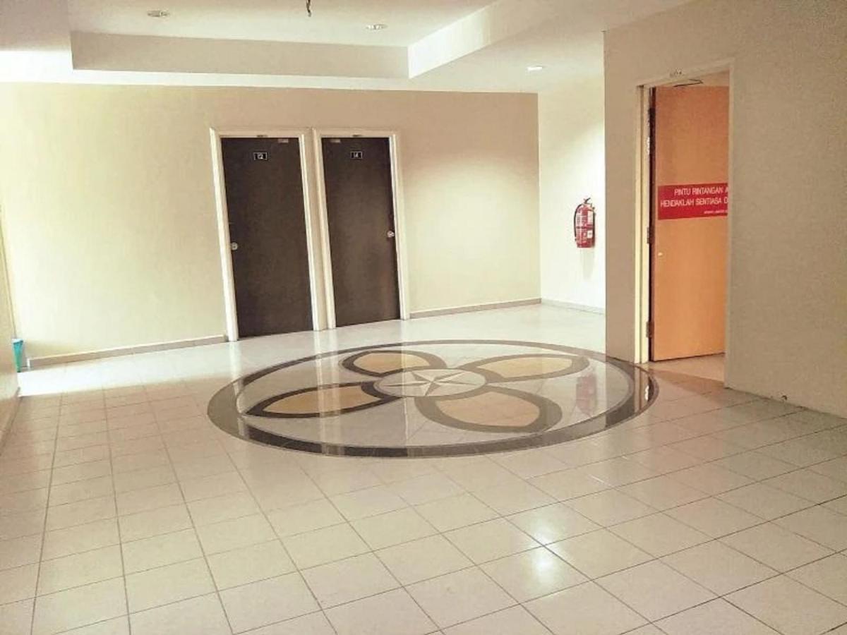 Oyo 90743 Hotel Ban Cheong Kangar Dış mekan fotoğraf