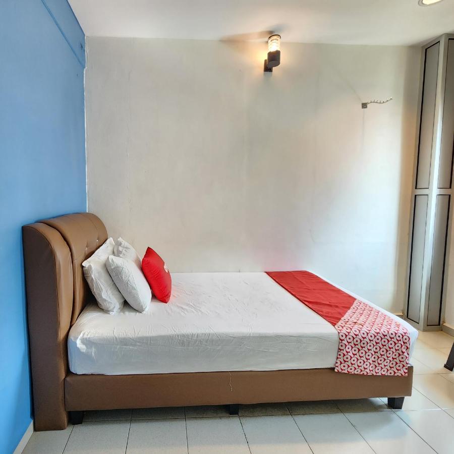 Oyo 90743 Hotel Ban Cheong Kangar Dış mekan fotoğraf