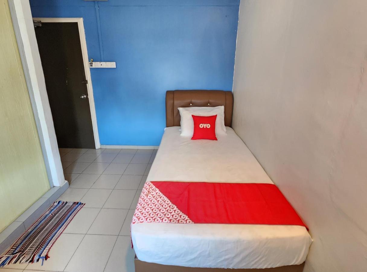 Oyo 90743 Hotel Ban Cheong Kangar Dış mekan fotoğraf