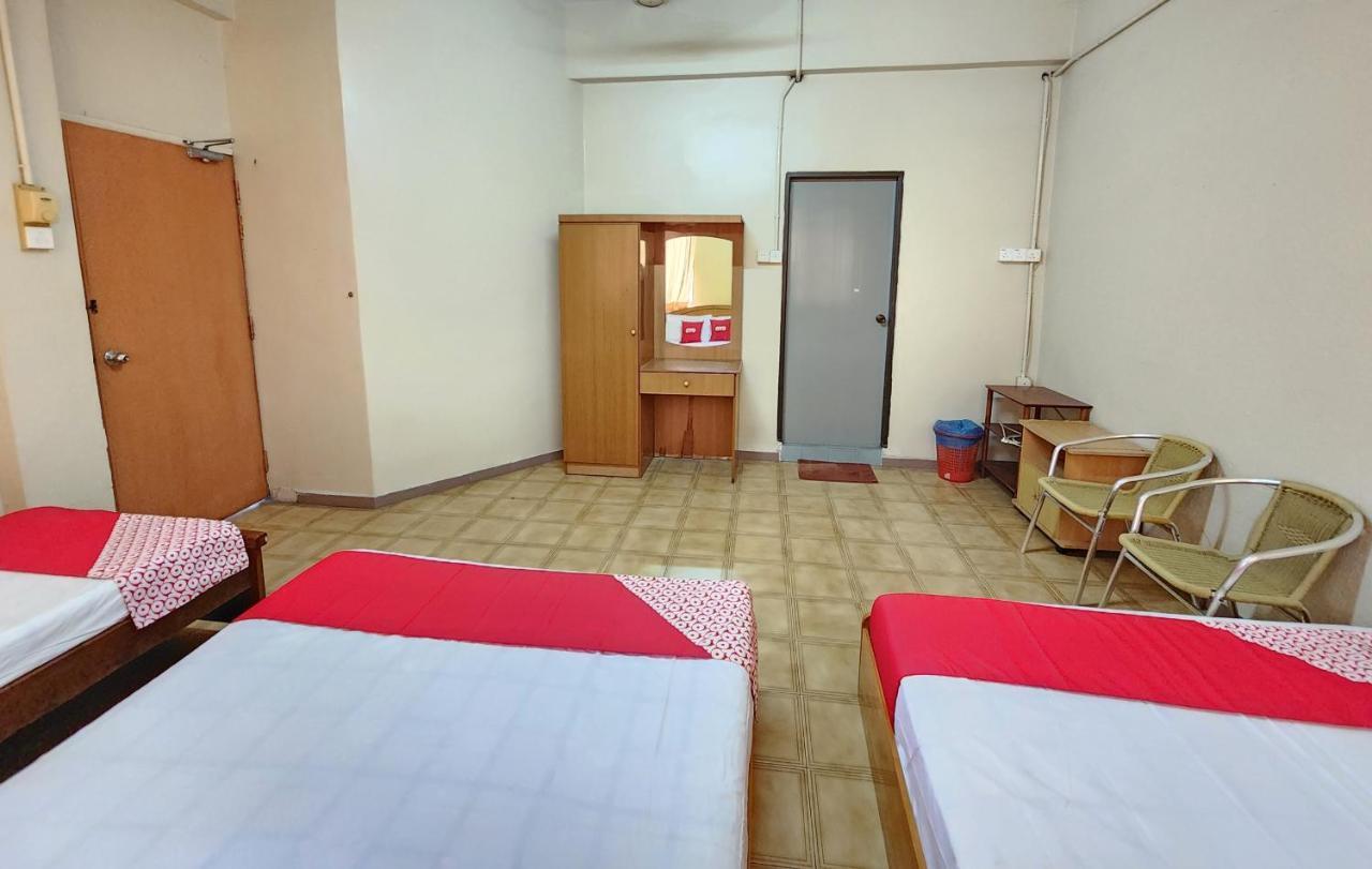 Oyo 90743 Hotel Ban Cheong Kangar Dış mekan fotoğraf