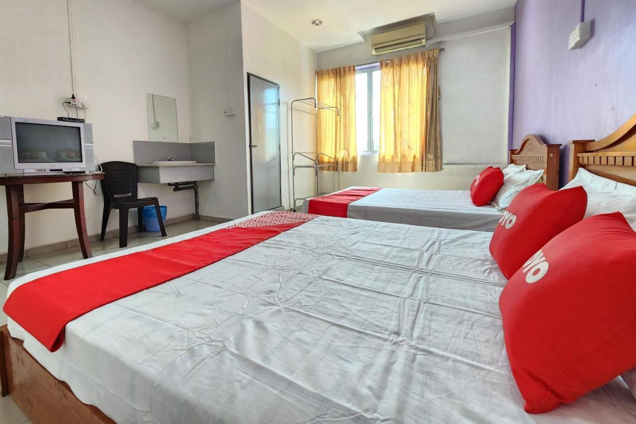Oyo 90743 Hotel Ban Cheong Kangar Dış mekan fotoğraf